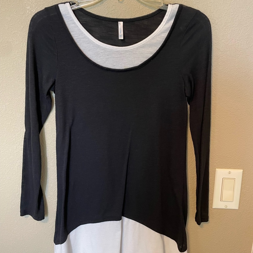 Multi colored long sleeve shirt